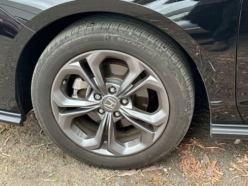 Used 2023 Honda Accord EX image 7