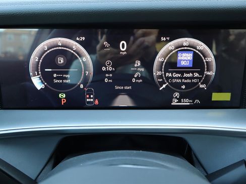 New 2026 Volkswagen Tiguan SE R-Line image 17