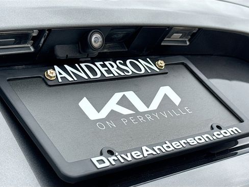 Used 2015 Ford Fusion SE image 14