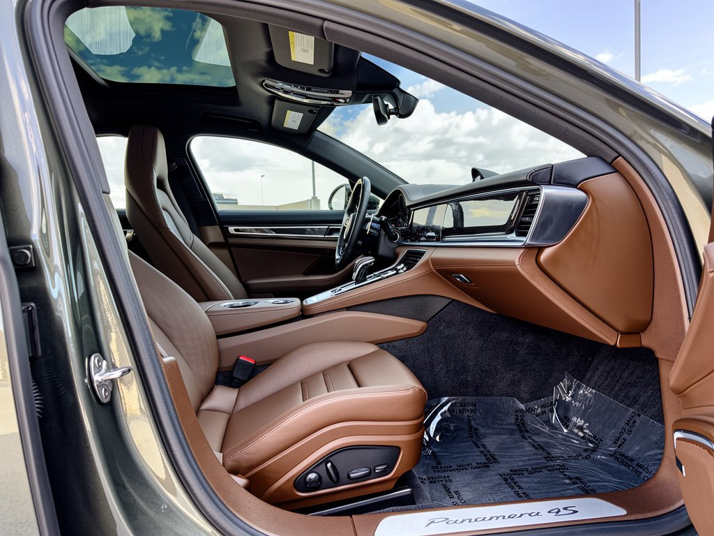 Certified 2023 Porsche Panamera 4S AWD/4WD image 30
