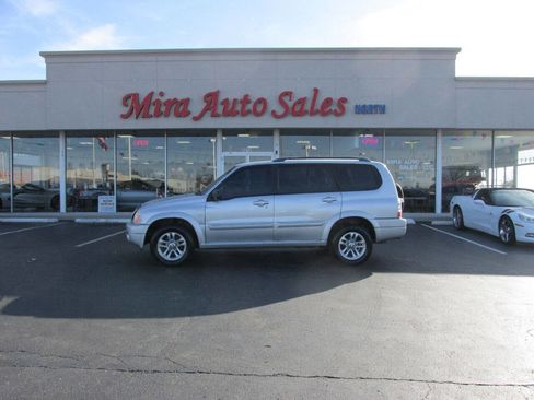 Used 2005 Suzuki XL7 LX image 1