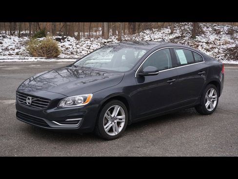 Used 2015 Volvo S60 T5 Premier image 1