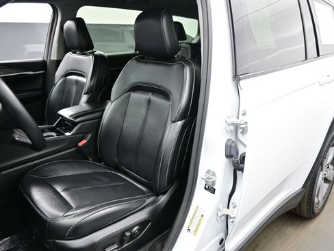 Used 2021 Jeep Grand Cherokee L Limited image 12