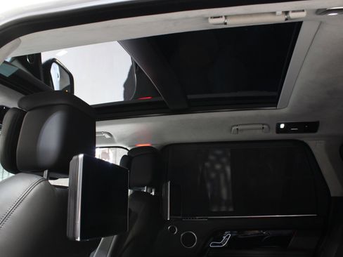 Used 2021 Land Rover Range Rover P525 Westminster Edition LWB image 26