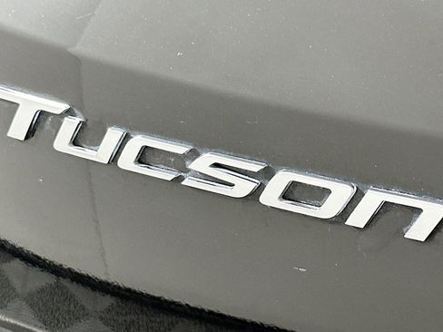 Used 2024 Hyundai Tucson Limited AWD/4WD image 10