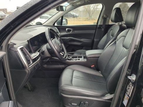 Certified 2024 Kia Sorento S image 25
