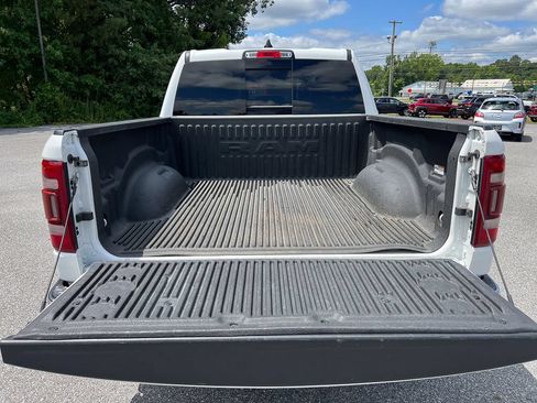 Used 2022 RAM 1500 Laramie AWD/4WD image 5