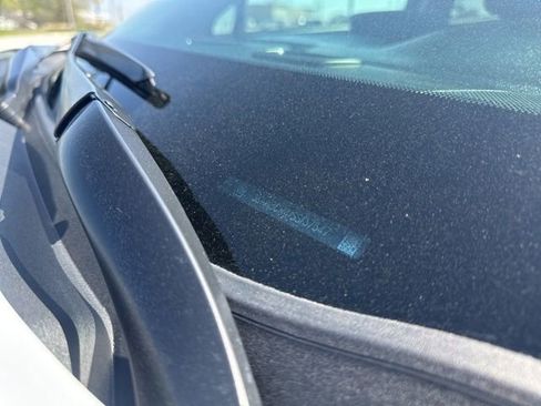 Used 2025 Chevrolet Blazer LT image 23