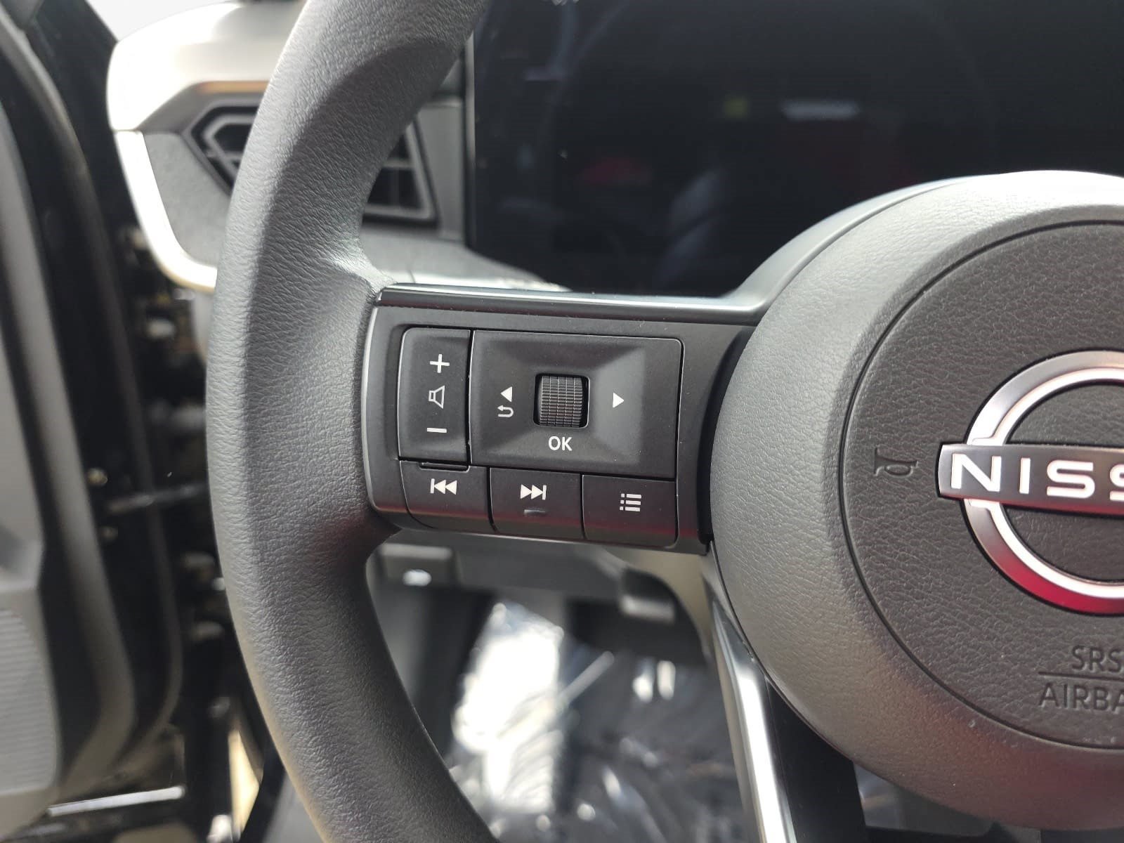 Used 2026 Nissan Kicks S FWD image 14