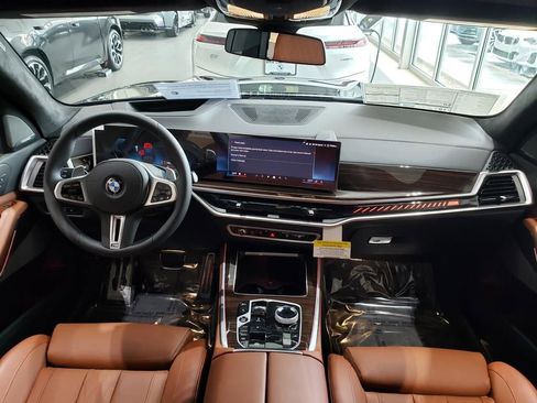 New 2026 BMW X5 M60i image 13