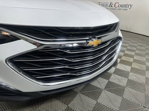 Used 2024 Chevrolet Malibu LT image 5