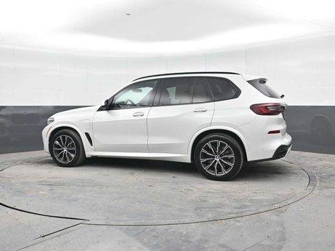 Used 2022 BMW X5 xDrive45e w/ M Sport Package AWD/4WD image 3