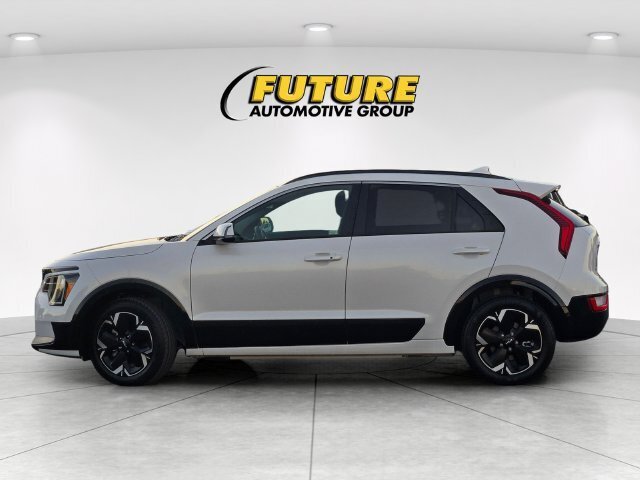 Used 2023 Kia Niro Wind FWD image 9