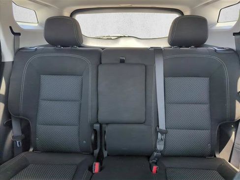 Used 2022 GMC Terrain SLE FWD image 24