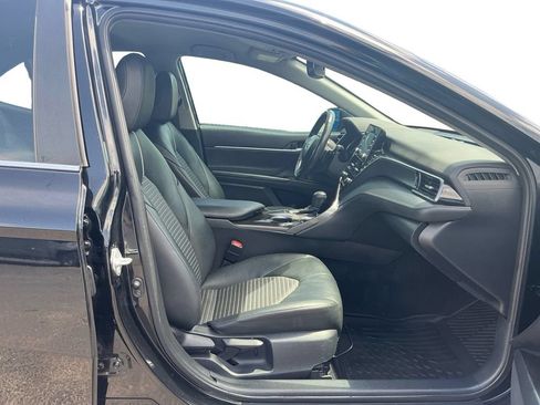 Used 2023 Toyota Camry SE w/ Convenience Package FWD image 22
