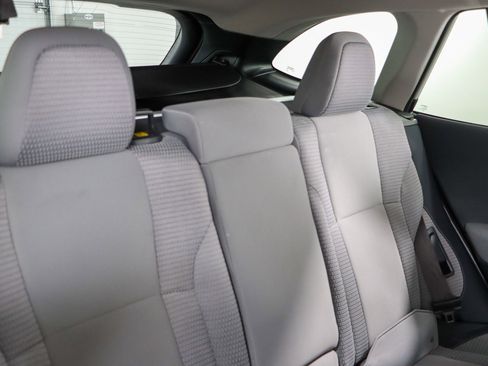 Used 2024 Subaru Outback Premium image 27