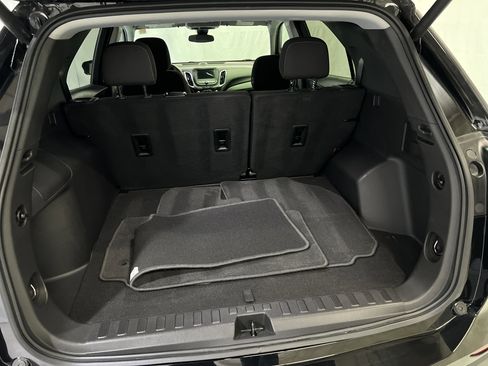 Used 2023 Chevrolet Equinox LT image 14