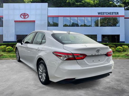 Used 2020 Toyota Camry LE w/ Carpet Mat Package image 5