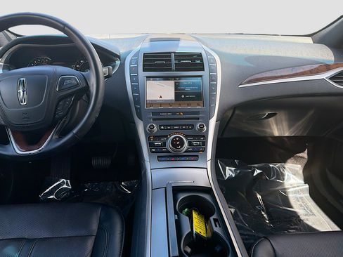 Used 2017 Lincoln MKZ Reserve w/ Technology Package image 19