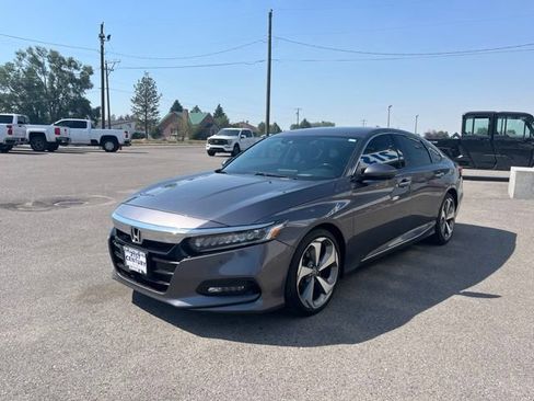 Used 2020 Honda Accord Touring image 4