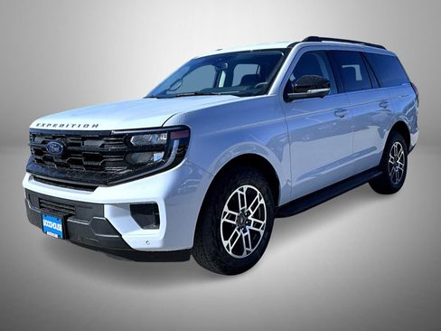 New 2026 Ford Expedition Active image 1