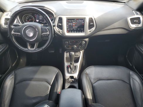 Used 2021 Jeep Compass Latitude w/ Driver Assistance Group image 16