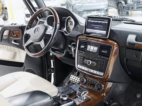 Used 2015 Mercedes-Benz G 63 AMG G 63 AMG image 31