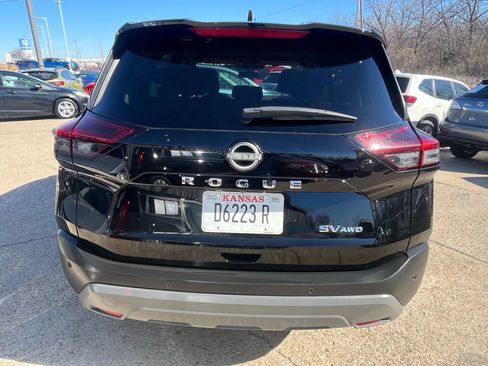 Used 2023 Nissan Rogue SV AWD/4WD image 10
