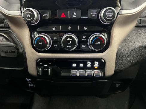 Used 2019 RAM 2500 Laramie w/ Off Road Package image 11