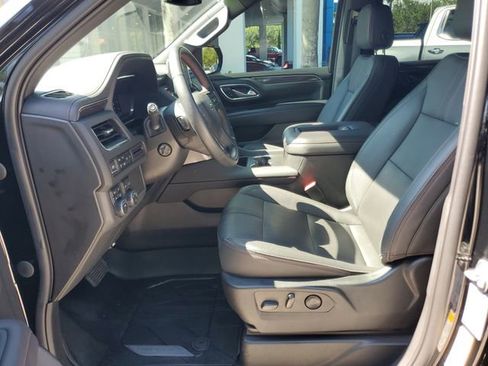 Used 2022 Chevrolet Tahoe RST w/ Luxury Package AWD/4WD image 20