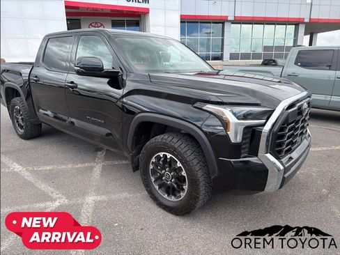 Used 2024 Toyota Tundra SR5 w/ TRD Off-Road Package AWD/4WD image 15