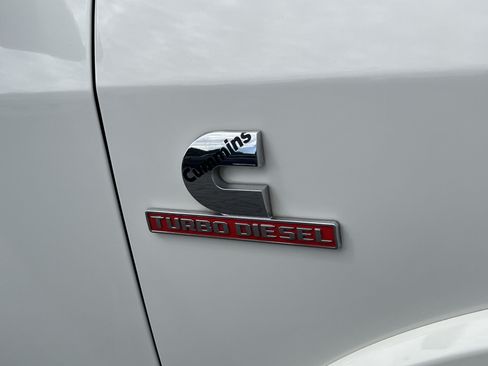 Used 2022 RAM 3500 Limited AWD/4WD image 12