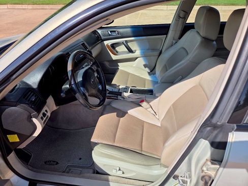 Used 2007 Subaru Outback 3.0R L.L. Bean AWD/4WD image 11