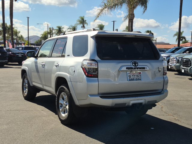 Used 2024 Toyota 4Runner SR5 Premium w/ Moonroof Package RWD image 7
