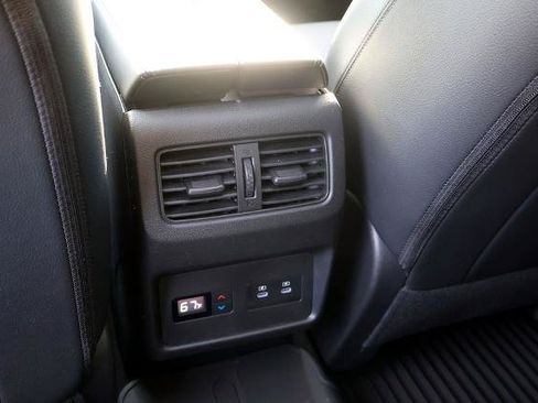 Certified 2024 Nissan Rogue SL w/ SL Premium Package FWD image 15