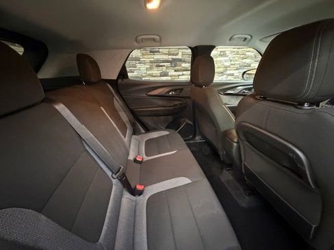 Used 2022 Chevrolet TrailBlazer LT w/ Driver Confidence Package FWD image 30