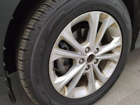 Used 2018 Ford Escape SE FWD image 31