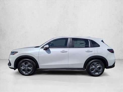 New 2026 Honda HR-V LX image 5