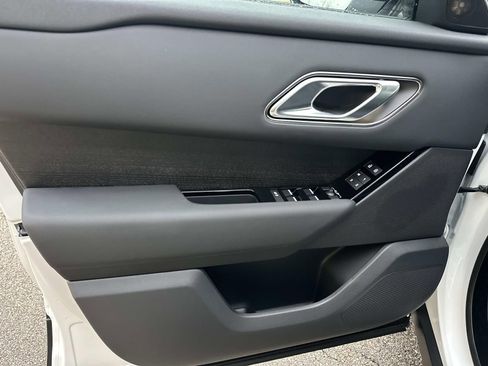 New 2026 Land Rover Range Rover Velar S AWD/4WD image 9