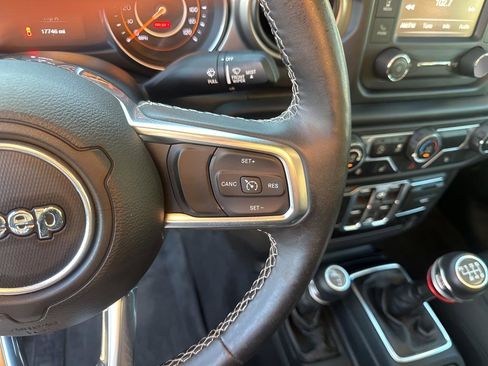 Used 2020 Jeep Gladiator Sport w/ Quick Order Package 23S image 28