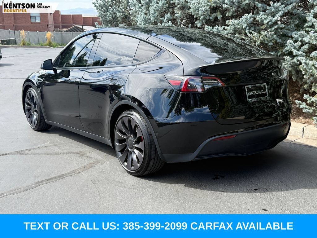 Used 2022 Tesla Model Y Performance AWD/4WD image 6