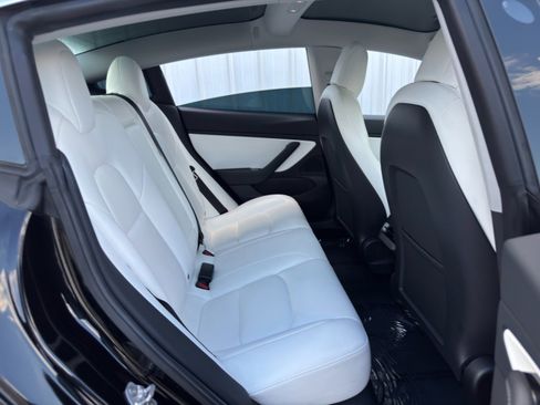 Used 2020 Tesla Model 3 Long Range image 39