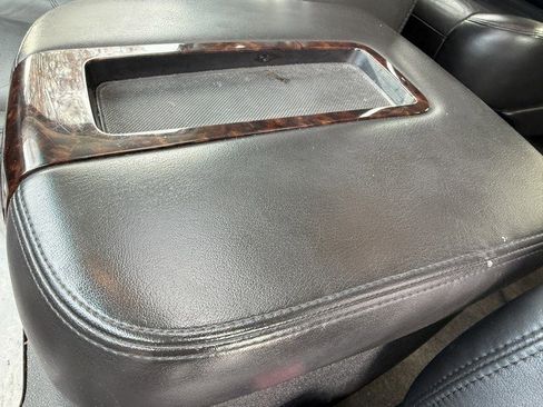 Used 2010 GMC Yukon Denali image 27