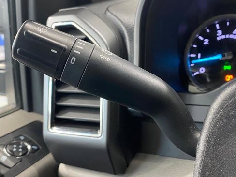 Used 2020 Ford F250 XLT w/ XLT Value Package image 21