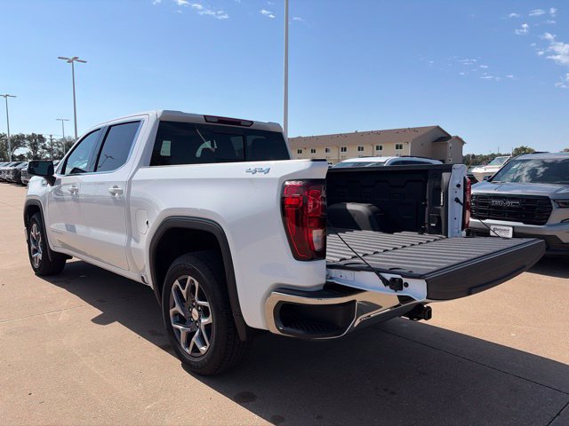 New 2026 GMC Sierra 1500 SLE w/ Preferred Package AWD/4WD image 7