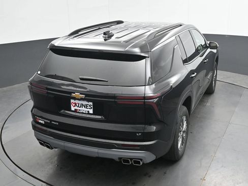 Used 2024 Chevrolet Traverse LT AWD/4WD image 35