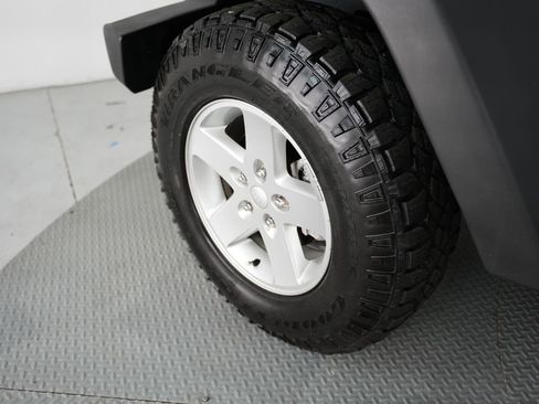 Used 2016 Jeep Wrangler Unlimited Sport w/ Quick Order Package 24S AWD/4WD image 47