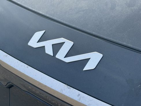 Used 2024 Kia Niro Wind image 9