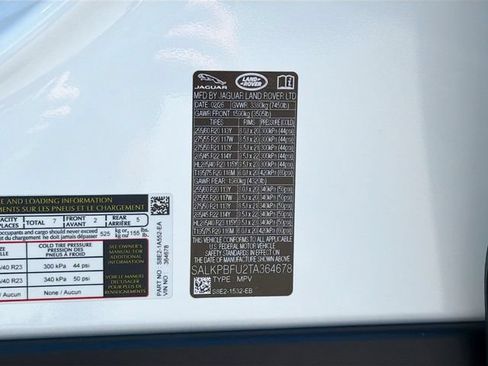 New 2026 Land Rover Range Rover Long Wheelbase SE AWD/4WD image 44