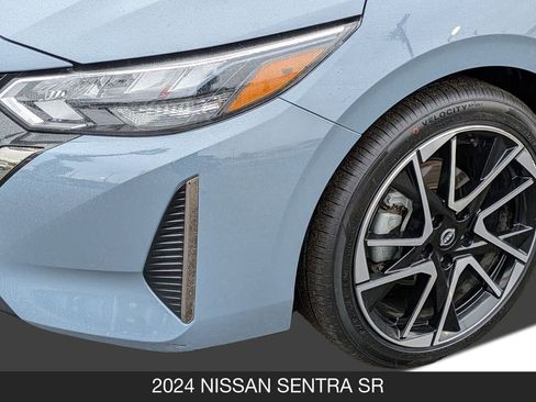 Used 2024 Nissan Sentra SR FWD image 10